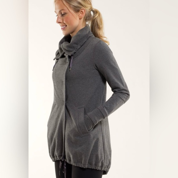 Lululemon Gratitude Wrap Grey Size 8 - Picture 3 of 14